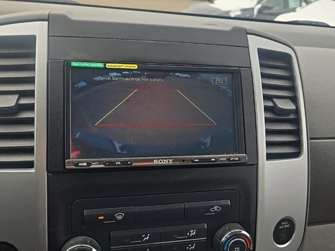 Used 2020 Nissan Frontier S image 17