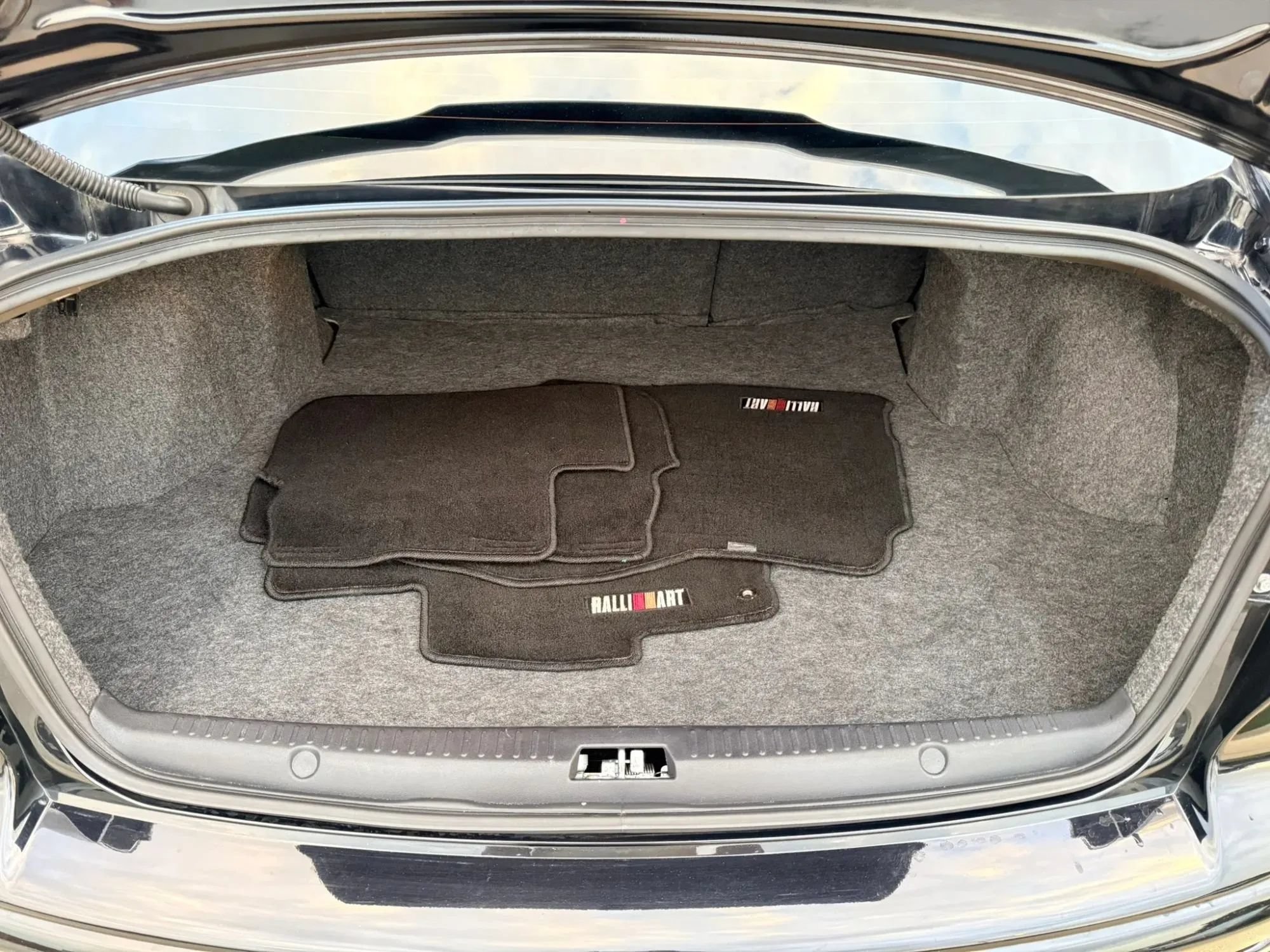 Used 2014 Mitsubishi Lancer Ralliart AWD/4WD image 28