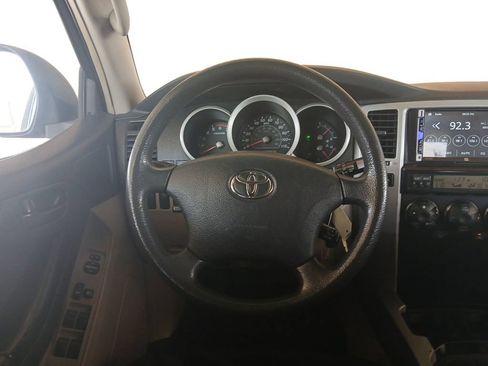 Used 2006 Toyota 4Runner SR5 RWD image 17