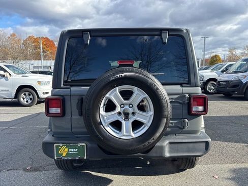 Used 2021 Jeep Wrangler Unlimited Sport image 18