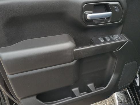 Used 2022 Chevrolet Silverado 1500 Custom RWD image 16