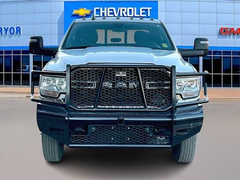 Used 2024 RAM 3500 Tradesman w/ Chrome Appearance Group image 2