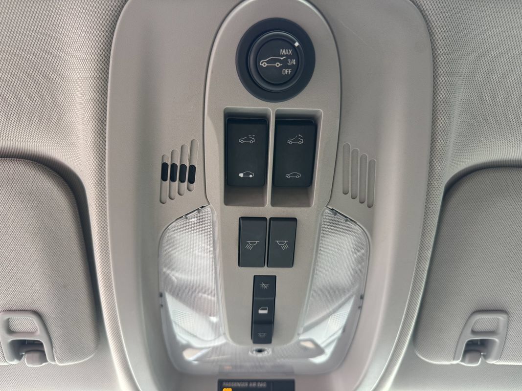 Used 2012 Chevrolet Equinox LTZ AWD/4WD image 29