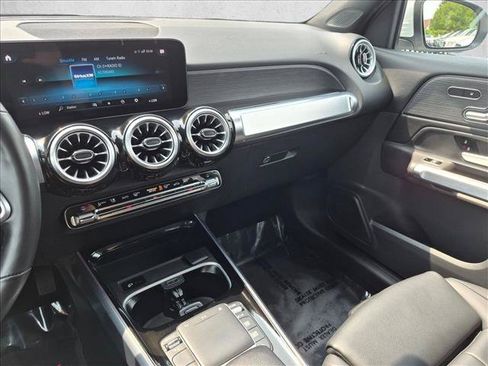 Certified 2023 Mercedes-Benz GLB 250 4MATIC image 15