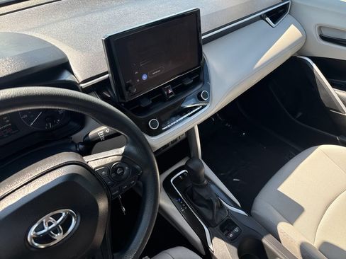 Used 2024 Toyota Corolla Cross L AWD/4WD image 22