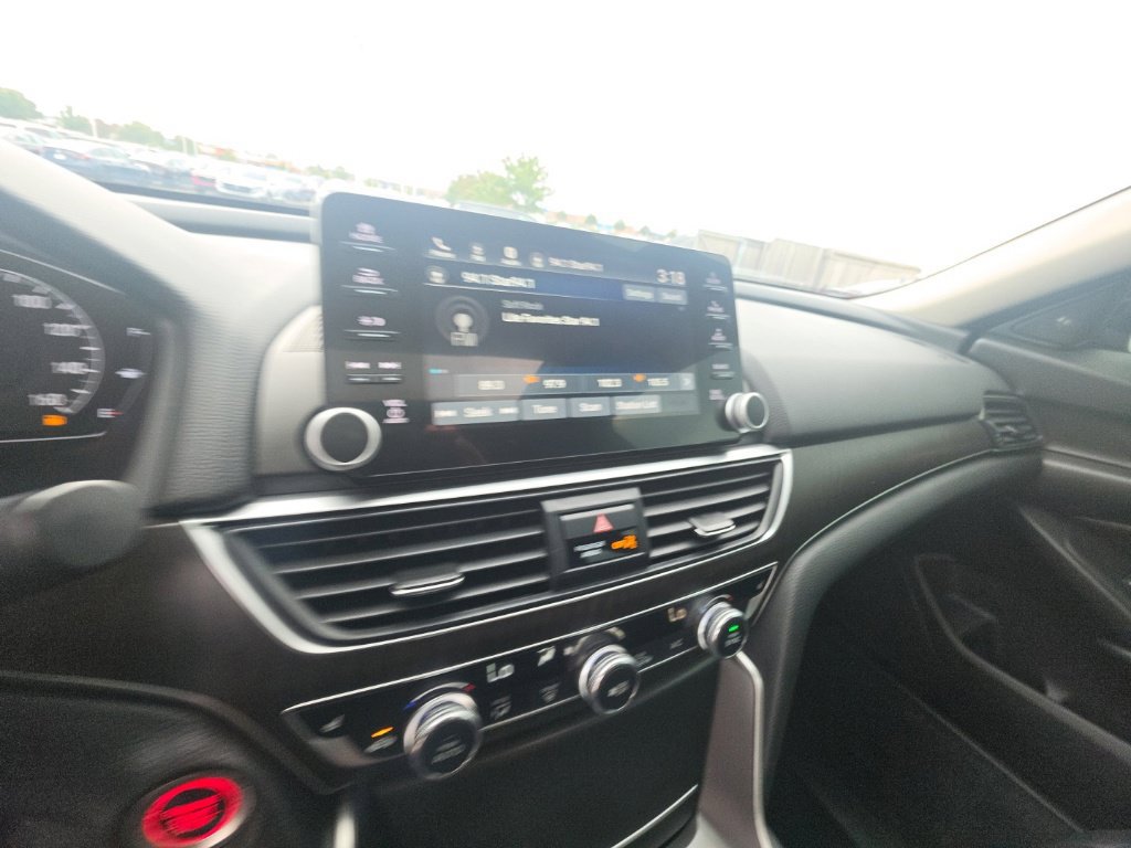 Certified 2019 Honda Accord EX-L image 18