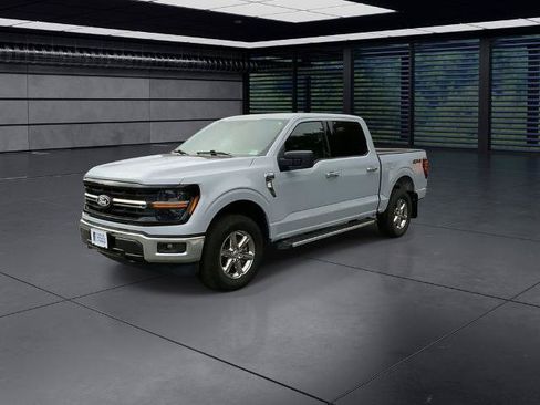 Certified 2025 Ford F150 XLT w/ Equipment Group 301A Standard AWD/4WD image 4
