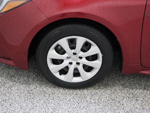 Used 2026 Toyota Corolla LE FWD image 11