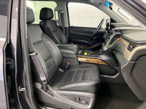 Used 2016 GMC Yukon Denali w/ Open Road Package AWD/4WD image 8