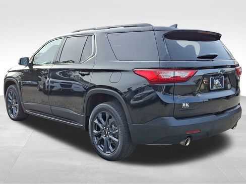 Used 2021 Chevrolet Traverse RS image 4