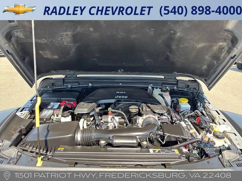 Used 2021 Jeep Wrangler Unlimited Rubicon w/ LED Lighting Group AWD/4WD image 16