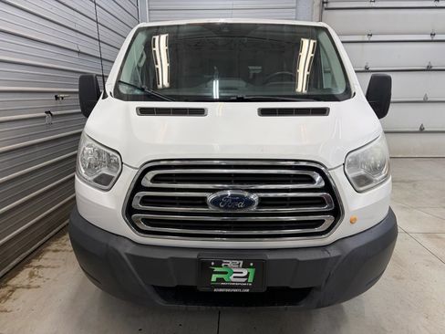 Used 2015 Ford Transit 150 XLT RWD image 2