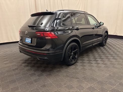 Used 2024 Volkswagen Tiguan SE R-Line image 5