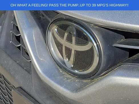 Used 2023 Toyota Camry SE FWD image 30