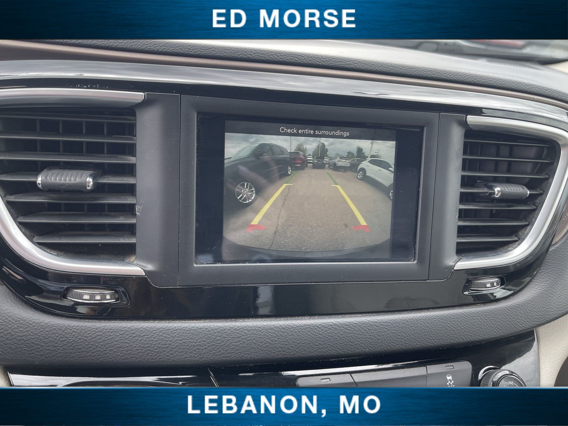 Used 2021 Chrysler Voyager Lxi FWD image 14