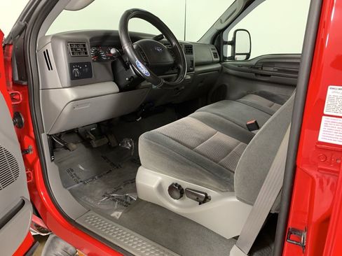 Used 2003 Ford F350 XLT RWD image 25
