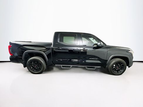 Used 2025 Toyota Tundra SR5 AWD/4WD image 10