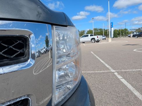 Used 2011 Chevrolet Silverado 1500 LT w/ All-Star Edition AWD/4WD image 6
