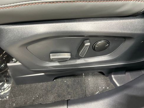 New 2026 Ford Explorer Active w/ Active Comfort Package image 10