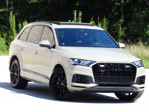 Used 2021 Audi Q7 3.0T Premium Plus AWD/4WD image 23
