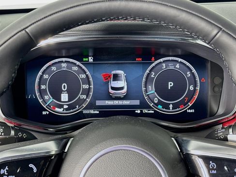 Used 2026 Jaguar F-PACE R-Dynamic S AWD/4WD image 13