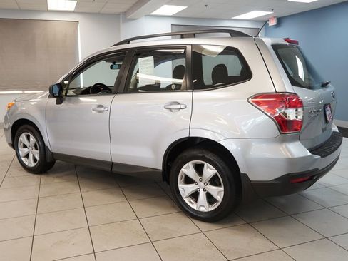 Used 2015 Subaru Forester 2.5i w/ Alloy Wheel Package AWD/4WD image 7