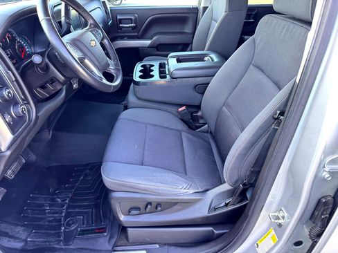 Used 2018 Chevrolet Silverado 1500 LT w/ All Star Edition image 11