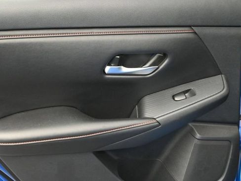 Used 2025 Nissan Sentra SR FWD image 27