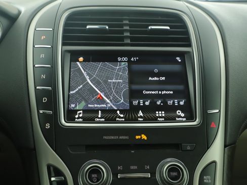 Used 2018 Lincoln MKX Reserve w/ Lincoln MKX Climate Package image 13