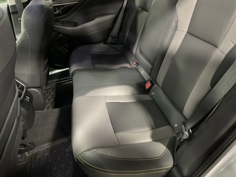 Used 2025 Subaru Outback Onyx Edition image 12