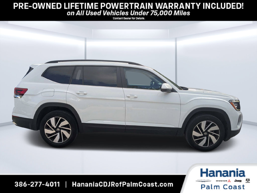 Used 2025 Volkswagen Atlas SE AWD/4WD image 2