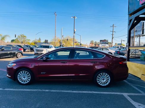 Used 2014 Ford Fusion Energi Titanium w/ Driver Assist Package image 7