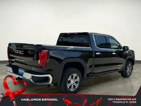Used 2024 GMC Sierra 1500 SLT image 10