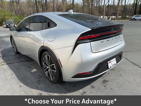 Used 2023 Toyota Prius XLE image 5