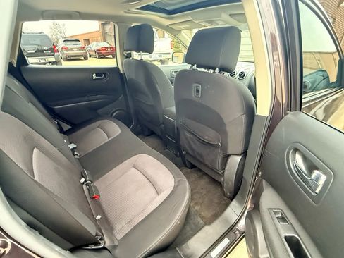 Used 2011 Nissan Rogue SV w/ Premium Pkg image 19