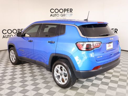 Used 2025 Jeep Compass Sport AWD/4WD image 21
