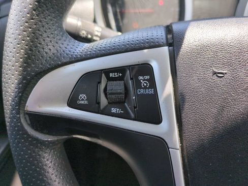 Used 2017 Chevrolet Equinox LT FWD image 22