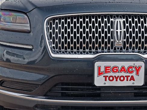 Used 2023 Lincoln Nautilus FWD w/ Premium Package image 12