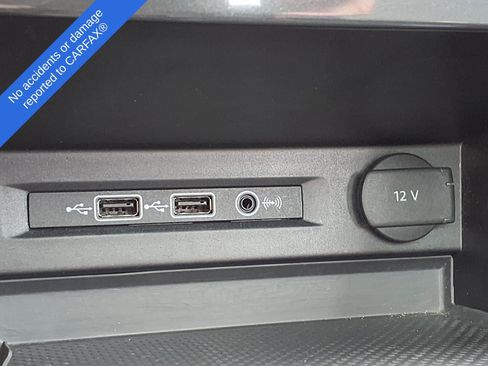 Used 2018 Volkswagen Tiguan SEL AWD/4WD image 26