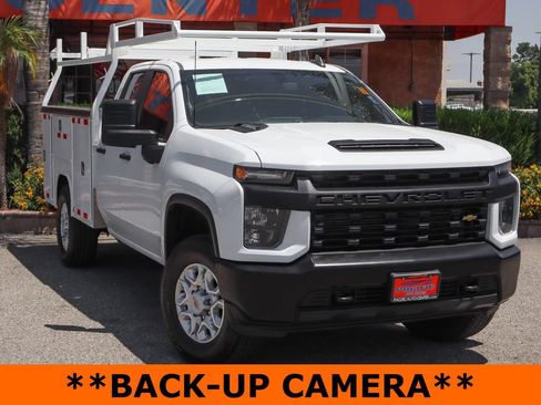 Used 2023 Chevrolet Silverado 3500 W/T AWD/4WD image 2