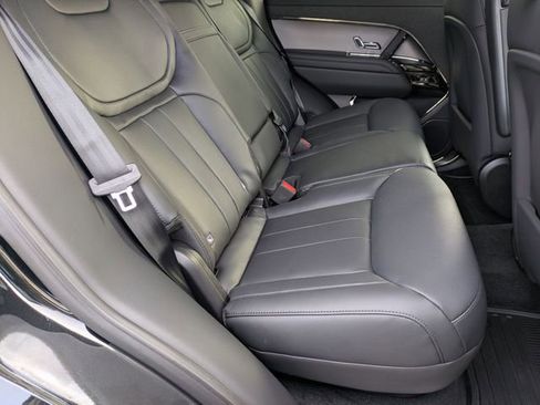 New 2026 Land Rover Range Rover Sport SE image 17