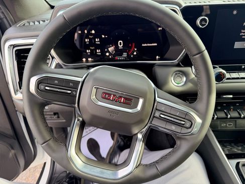 New 2026 GMC Canyon Elevation w/ Convenience Package RWD image 16