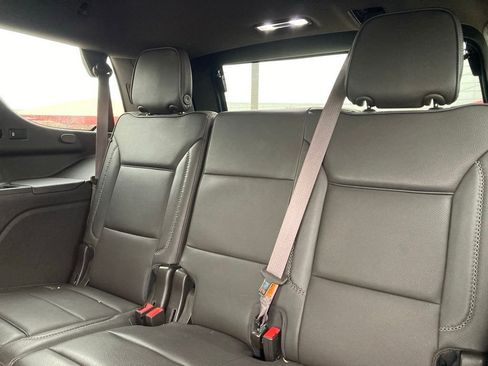 Used 2023 GMC Yukon Denali image 12