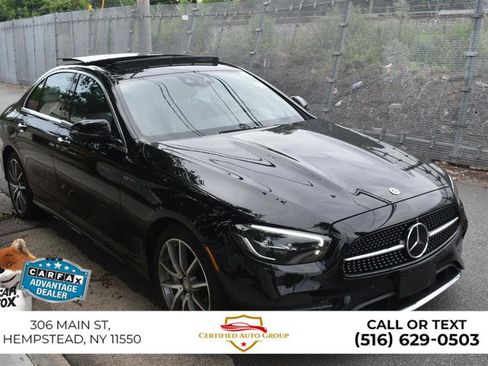 Used 2023 Mercedes-Benz E 350 4MATIC Sedan image 4