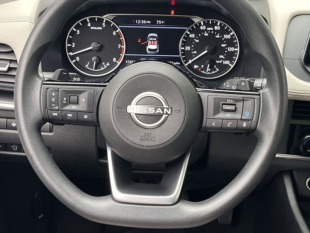 Used 2023 Nissan Rogue SV AWD/4WD image 15