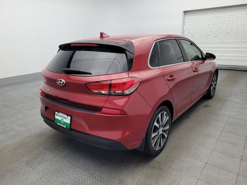 Used 2018 Hyundai Elantra GT image 9