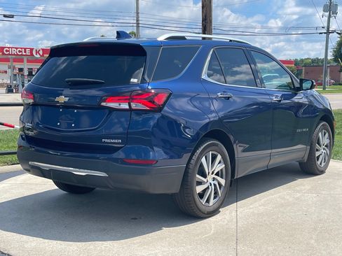 Used 2023 Chevrolet Equinox Premier FWD image 7