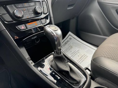 Used 2020 Buick Encore Preferred w/ Safety Package FWD image 20