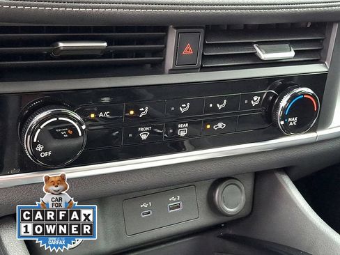 Used 2023 Nissan Rogue S AWD/4WD image 16