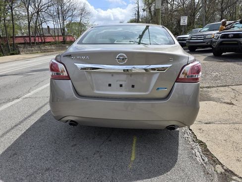Used 2013 Nissan Altima 2.5 S image 4